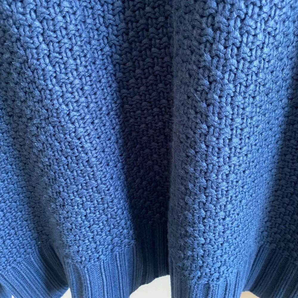 Banana Republic elegant navy